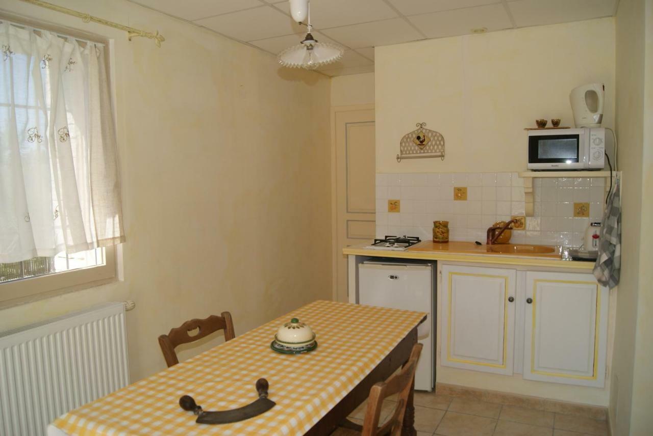 Bastide De L'Orme Apartment Forcalquier Exterior photo